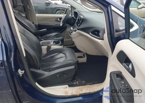 2018 Chrysler Pacifica Limited from USA, damaged, VIN 2C4RC1GG7JR274150